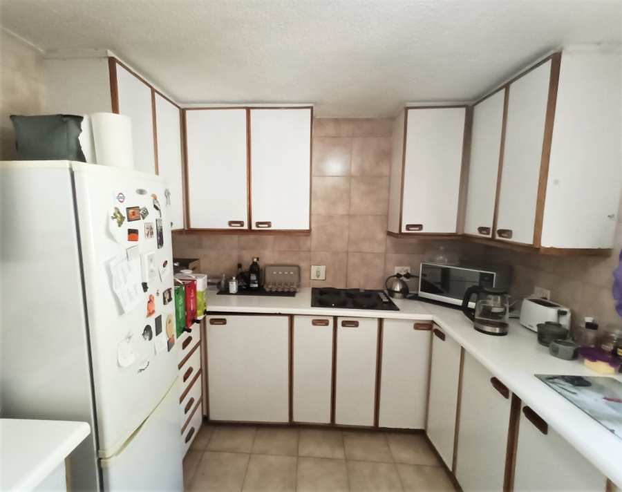 1 Bedroom Property for Sale in Highlands North Gauteng