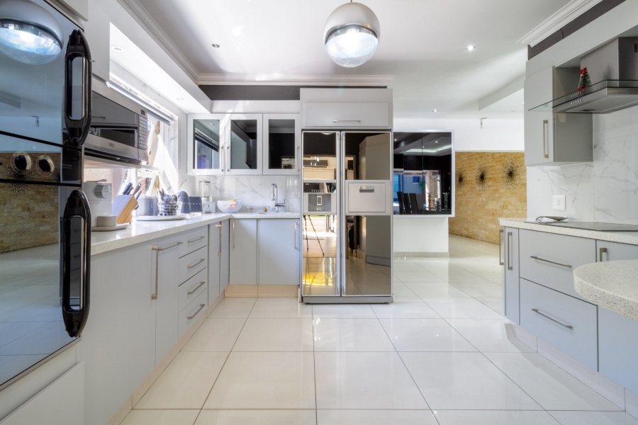 4 Bedroom Property for Sale in Westdene Gauteng