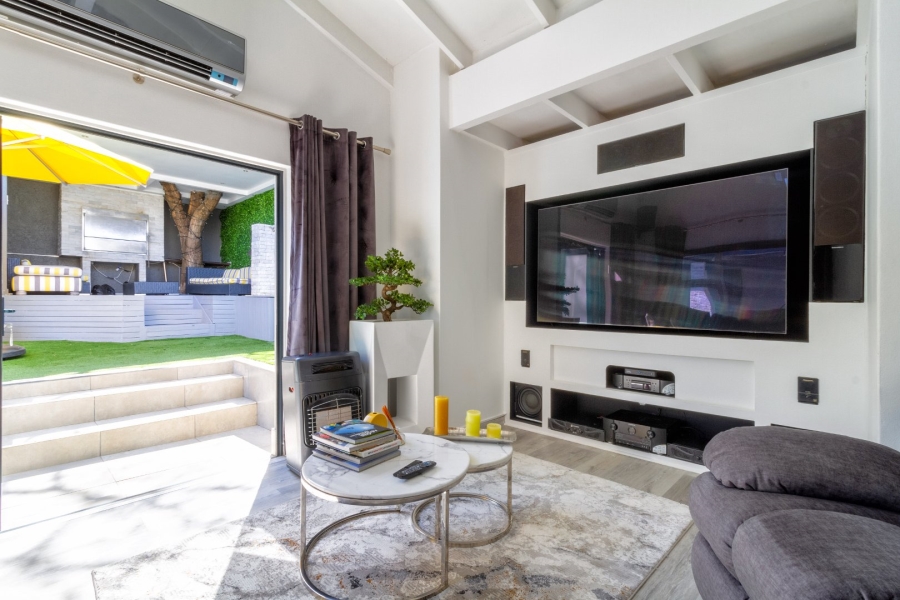 4 Bedroom Property for Sale in Westdene Gauteng