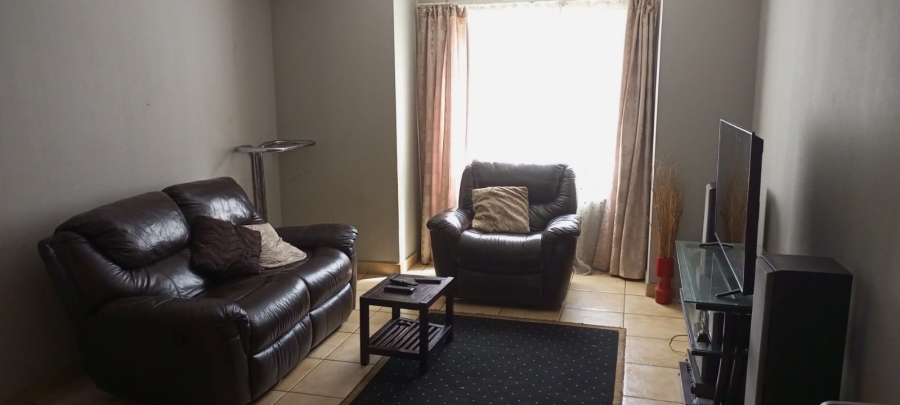 To Let 2 Bedroom Property for Rent in Castleview Gauteng