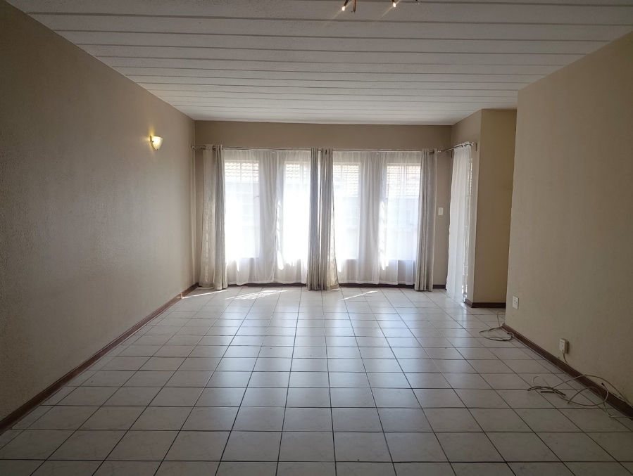 3 Bedroom Property for Sale in Houghton Estate Gauteng