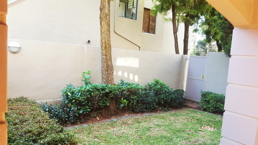 To Let 1 Bedroom Property for Rent in Melrose Estate Gauteng