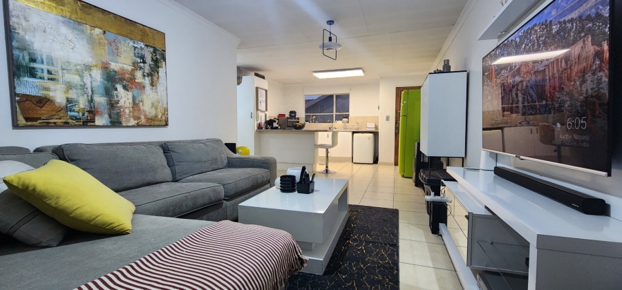 2 Bedroom Property for Sale in Liefde en Vrede Gauteng