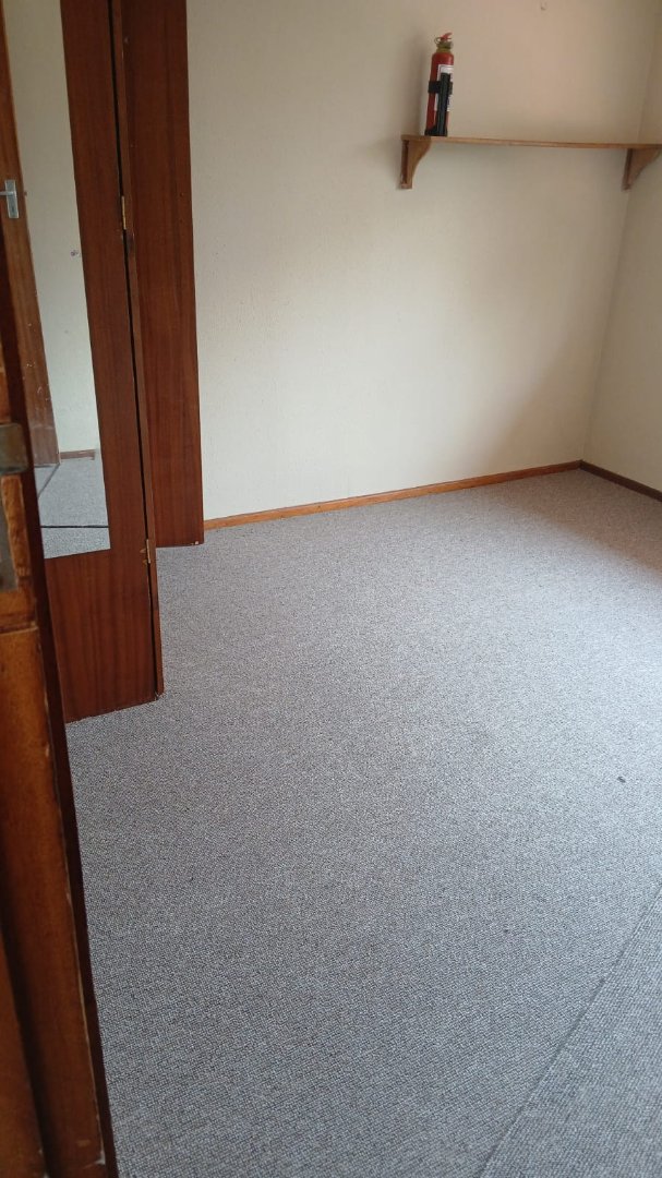 To Let 2 Bedroom Property for Rent in Garsfontein Gauteng