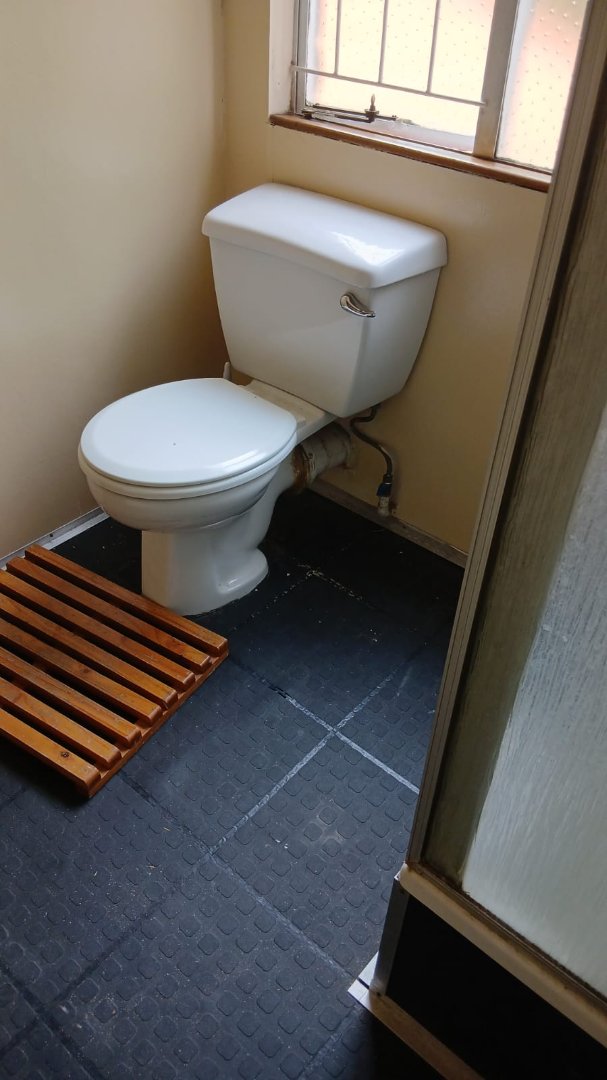 To Let 2 Bedroom Property for Rent in Garsfontein Gauteng