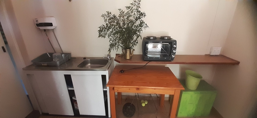 To Let 2 Bedroom Property for Rent in Garsfontein Gauteng