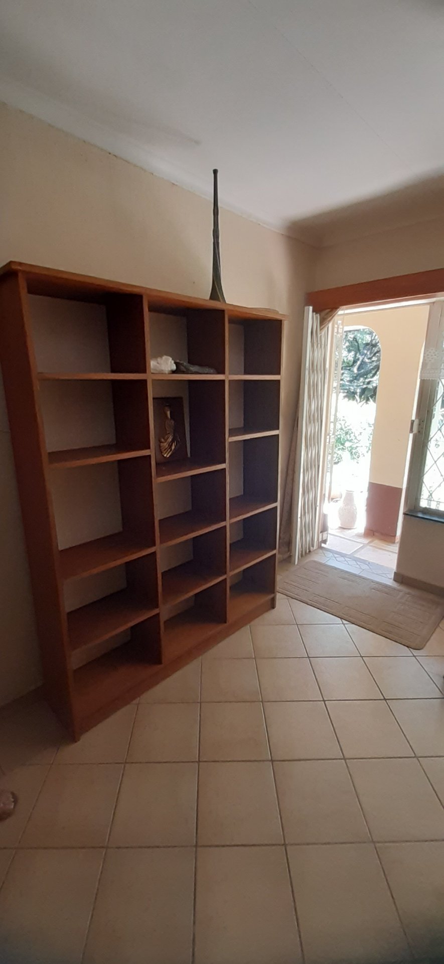 To Let 2 Bedroom Property for Rent in Garsfontein Gauteng
