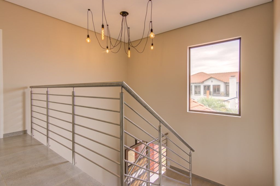 To Let 4 Bedroom Property for Rent in Bartlett Gauteng
