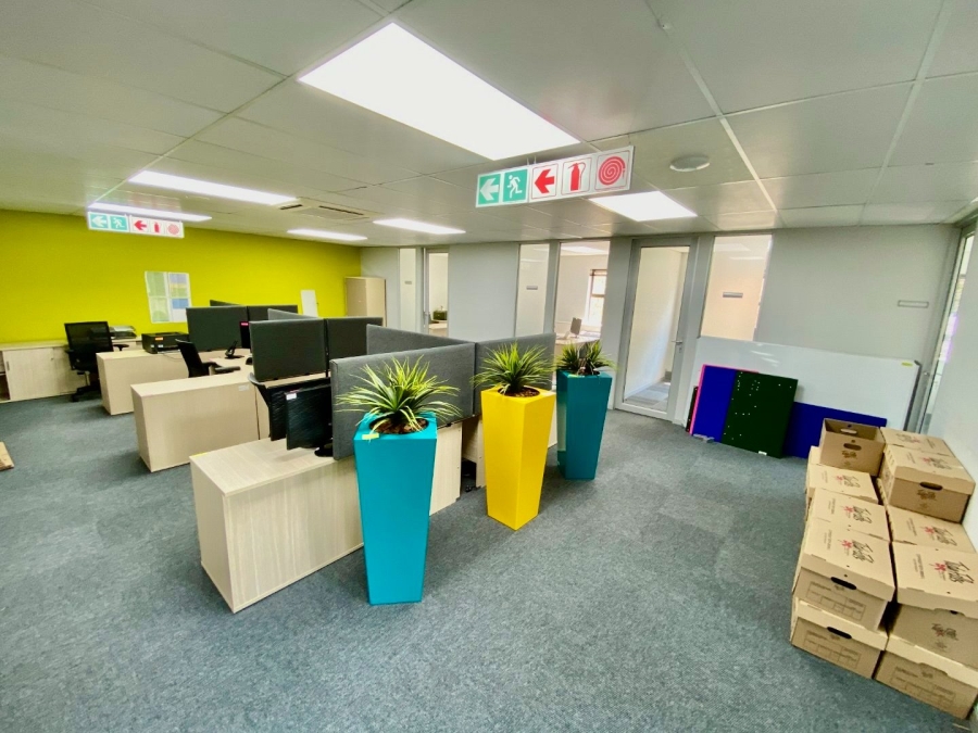 To Let Commercial Property for Rent in Faerie Glen Gauteng