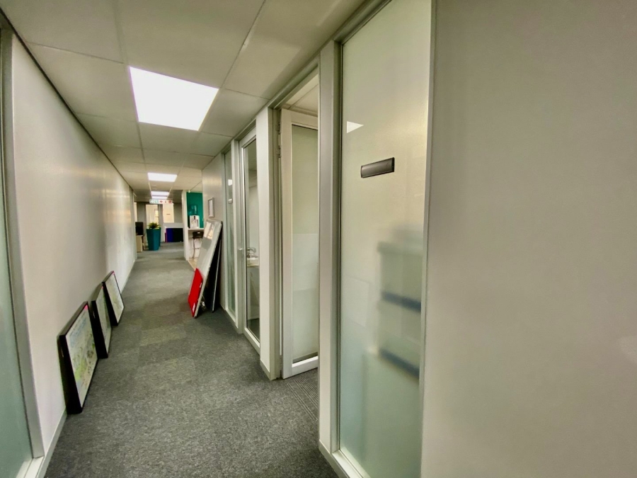 To Let Commercial Property for Rent in Faerie Glen Gauteng