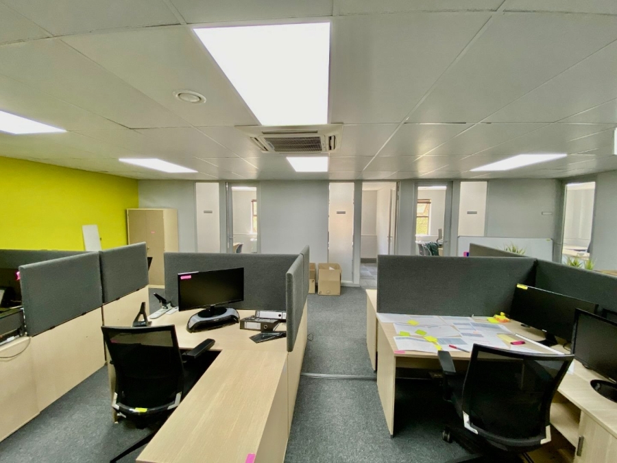 To Let Commercial Property for Rent in Faerie Glen Gauteng