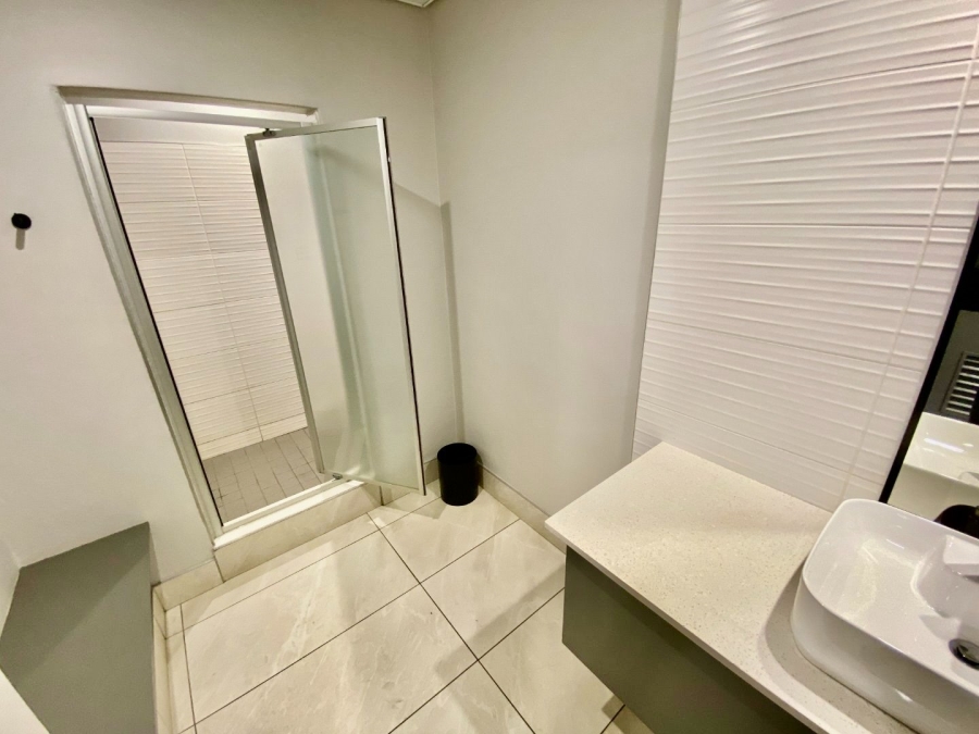 To Let Commercial Property for Rent in Faerie Glen Gauteng