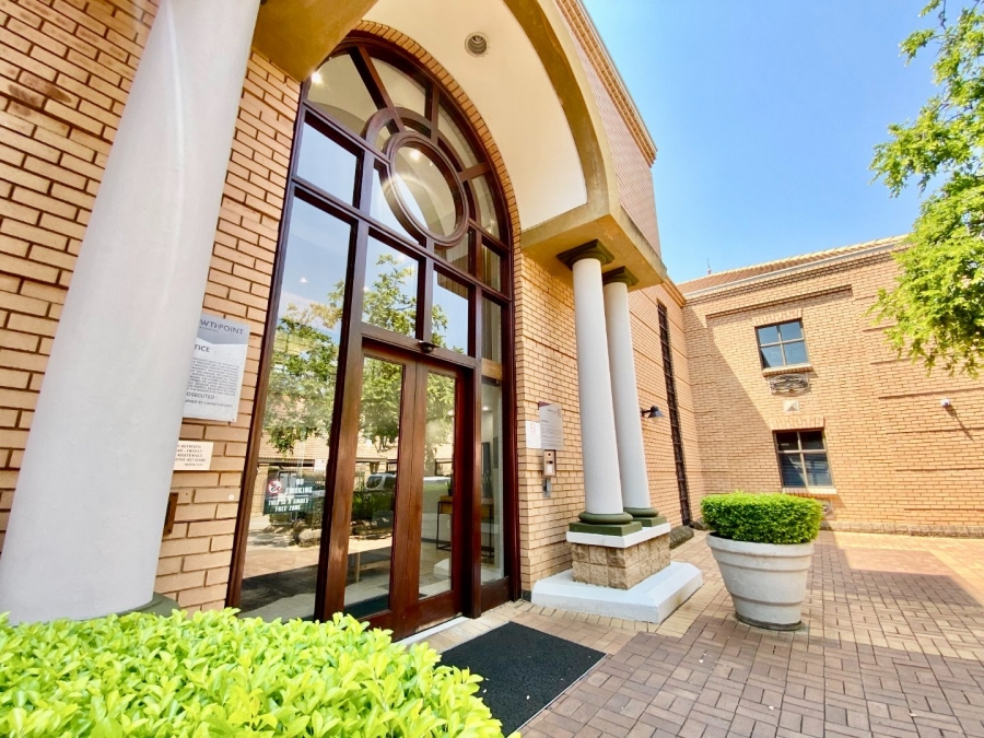To Let Commercial Property for Rent in Faerie Glen Gauteng