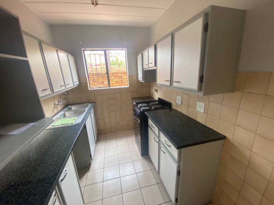 To Let 3 Bedroom Property for Rent in Zwartkop Gauteng