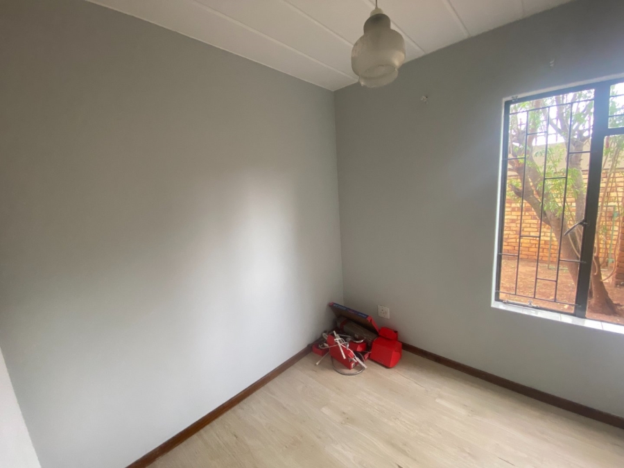 To Let 3 Bedroom Property for Rent in Zwartkop Gauteng