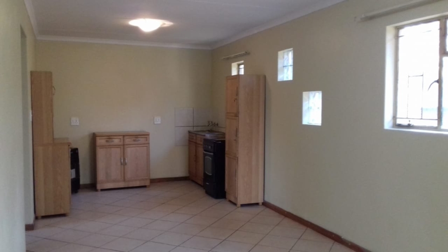 Commercial Property for Sale in Honingneskrans Ah Gauteng