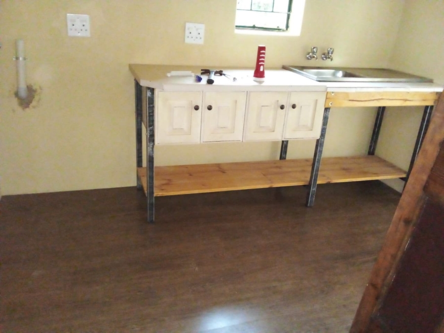Commercial Property for Sale in Honingneskrans Ah Gauteng