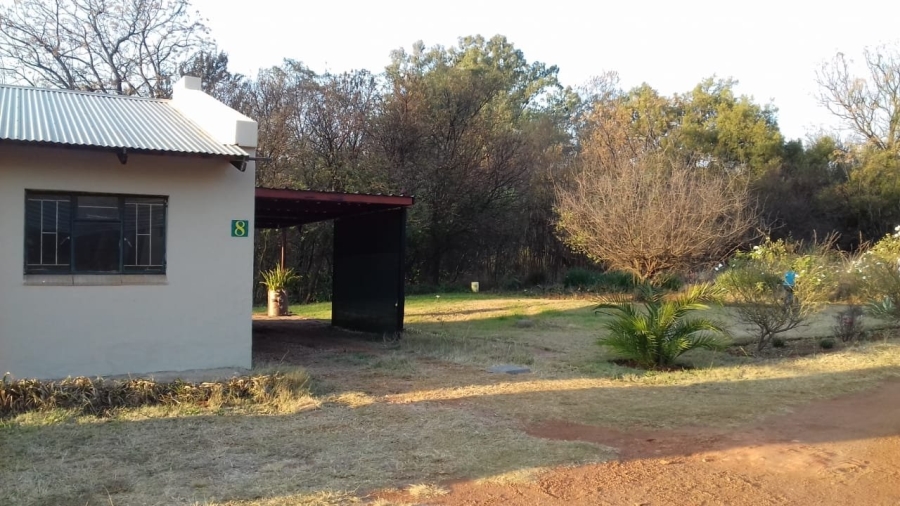 Commercial Property for Sale in Honingneskrans Ah Gauteng