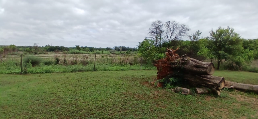 Commercial Property for Sale in Honingneskrans Ah Gauteng