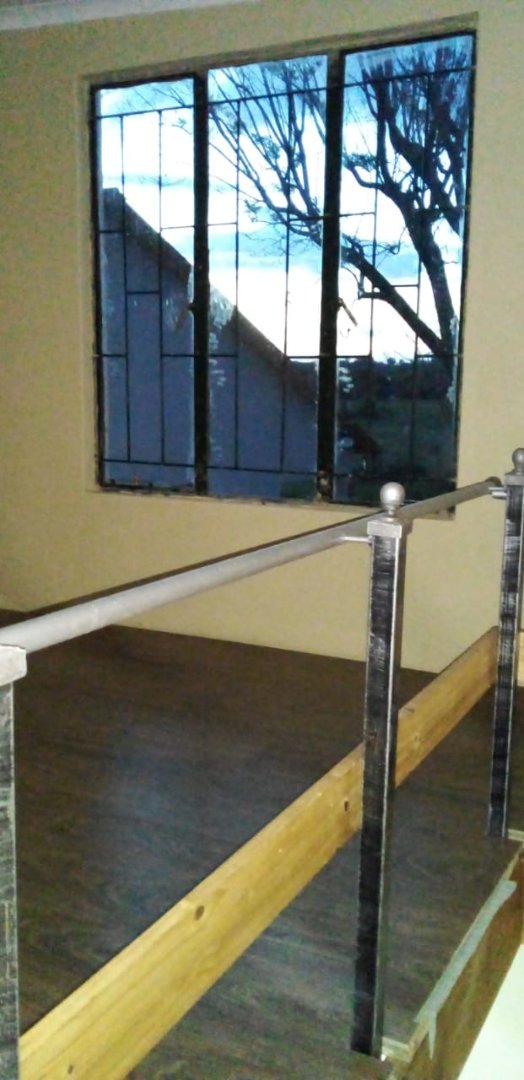 Commercial Property for Sale in Honingneskrans Ah Gauteng