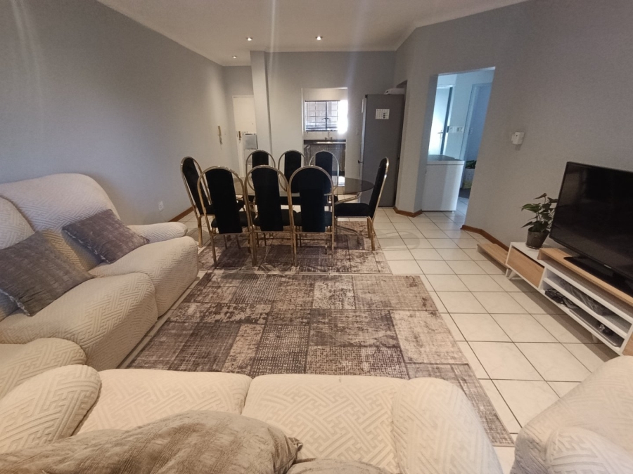 To Let 2 Bedroom Property for Rent in Houghton Estate Gauteng