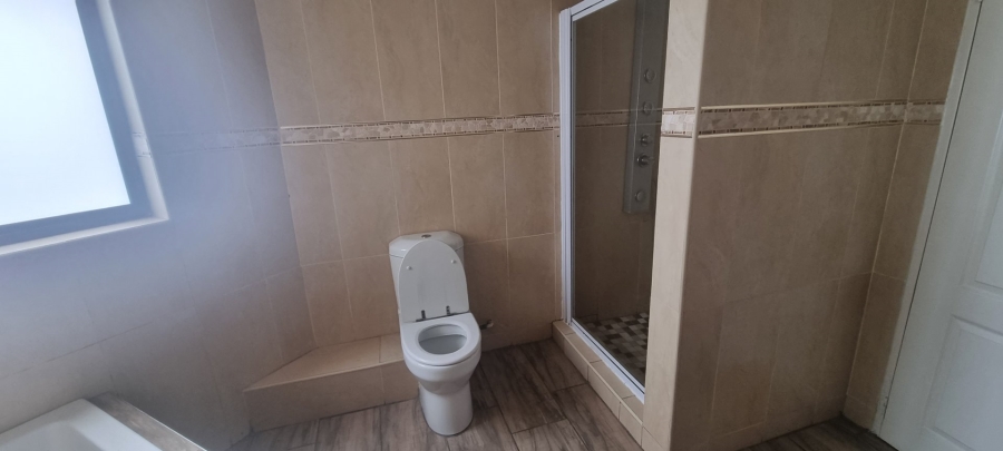 3 Bedroom Property for Sale in Ridgeway Gauteng