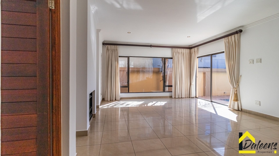 4 Bedroom Property for Sale in Beyers Park Gauteng