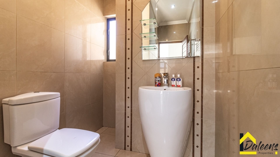 4 Bedroom Property for Sale in Beyers Park Gauteng