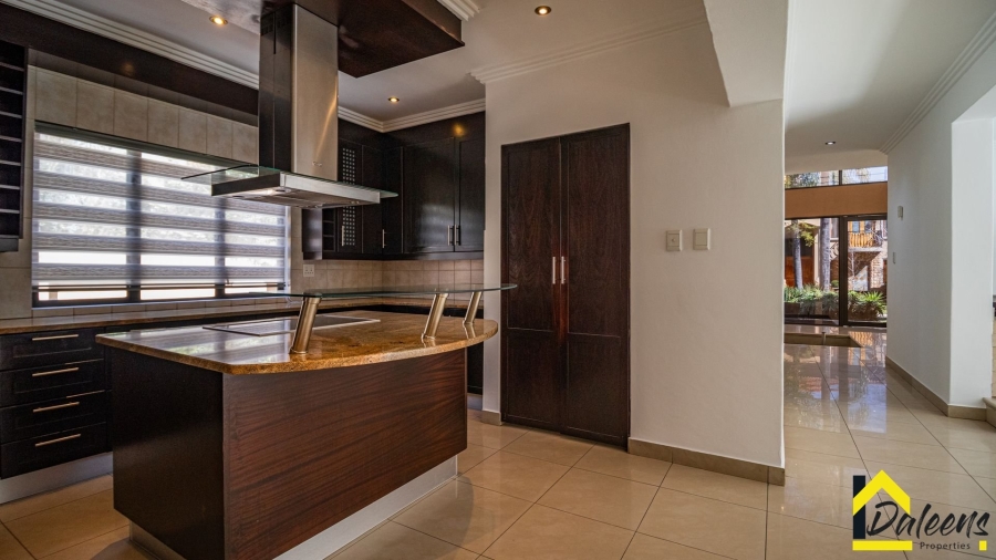 4 Bedroom Property for Sale in Beyers Park Gauteng