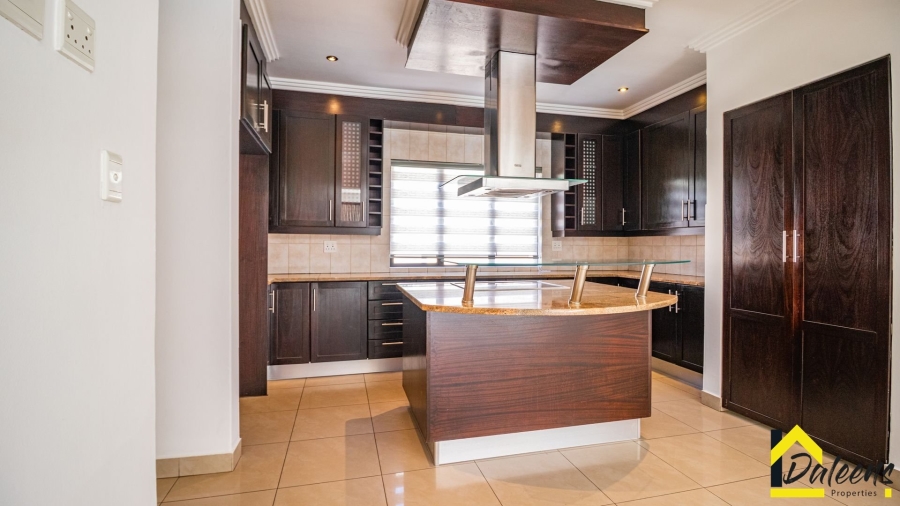 4 Bedroom Property for Sale in Beyers Park Gauteng