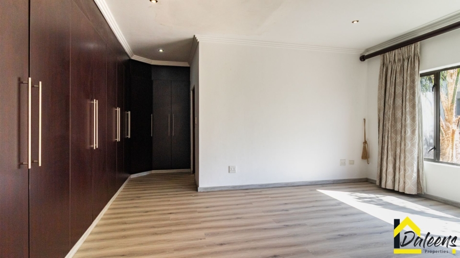4 Bedroom Property for Sale in Beyers Park Gauteng