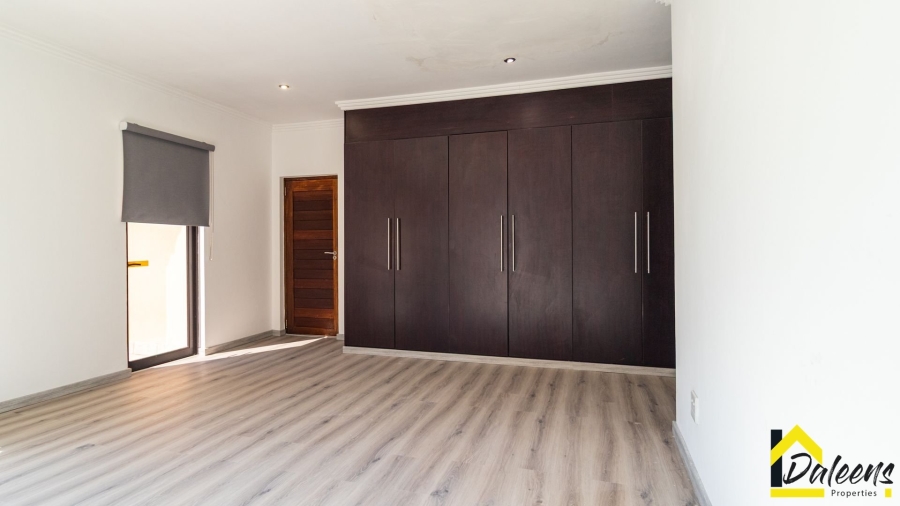 4 Bedroom Property for Sale in Beyers Park Gauteng