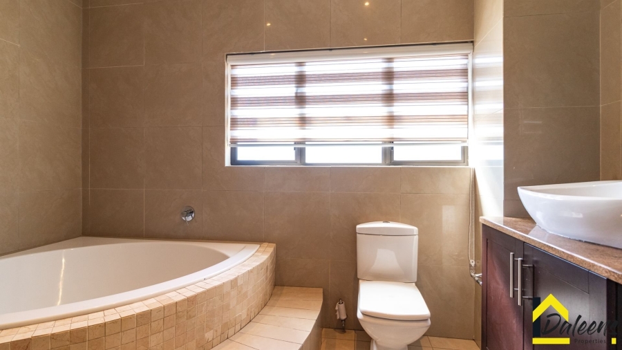 4 Bedroom Property for Sale in Beyers Park Gauteng