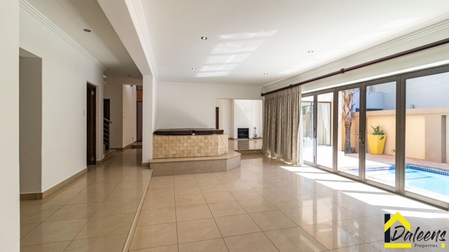 4 Bedroom Property for Sale in Beyers Park Gauteng