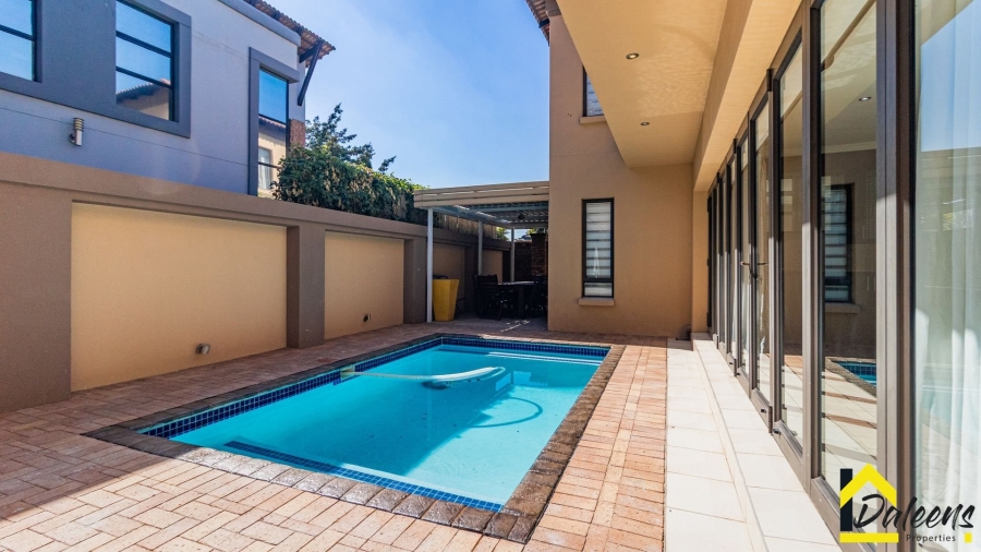 4 Bedroom Property for Sale in Beyers Park Gauteng