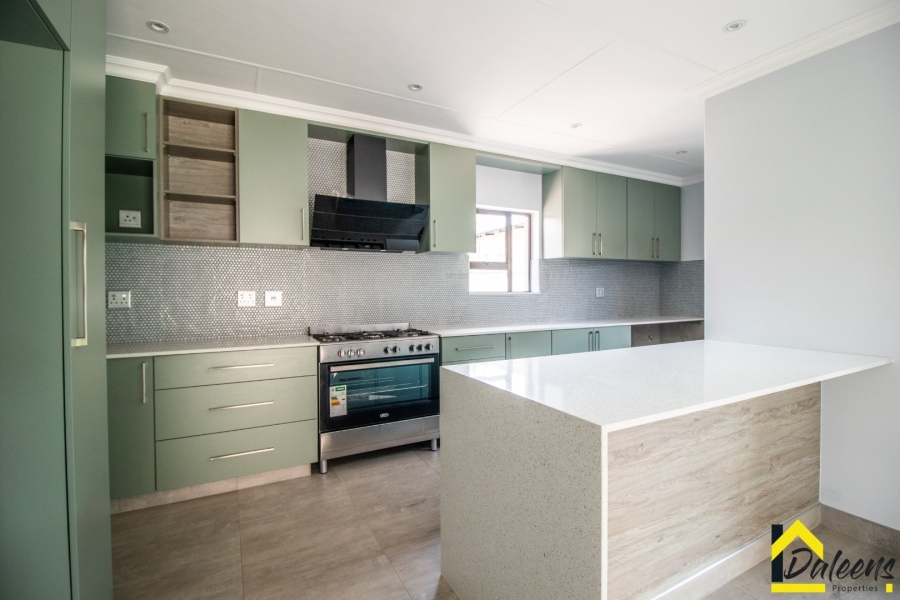 3 Bedroom Property for Sale in Comet Gauteng