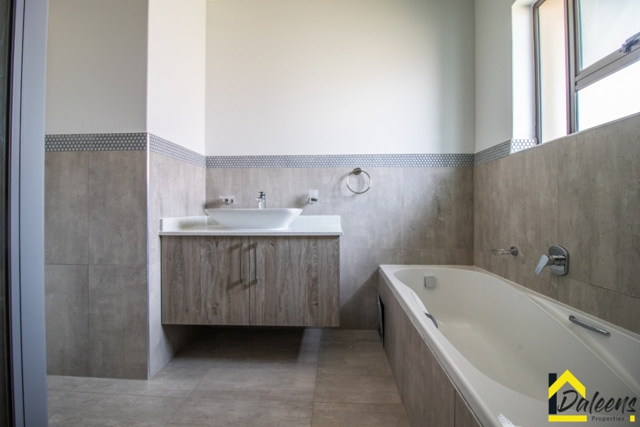 3 Bedroom Property for Sale in Comet Gauteng