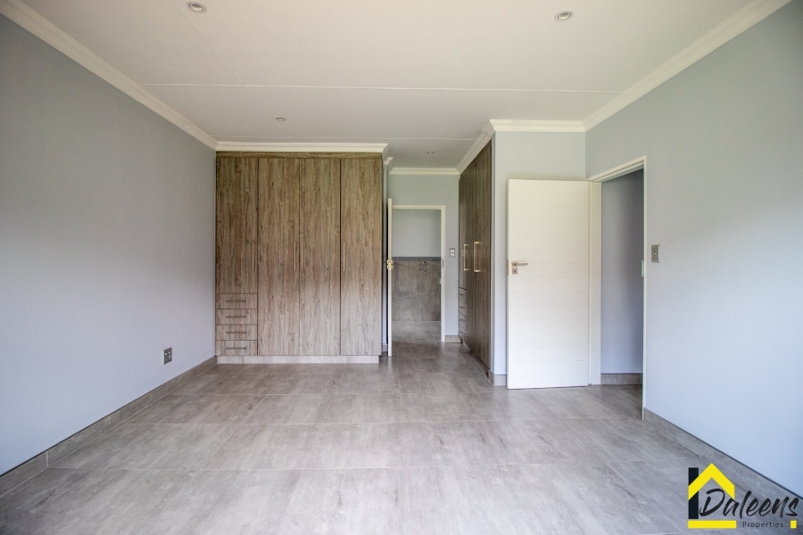 3 Bedroom Property for Sale in Comet Gauteng