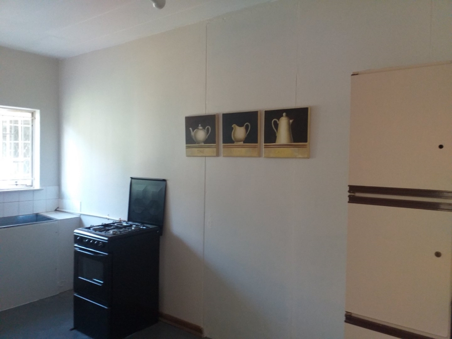 To Let 1 Bedroom Property for Rent in Blairgowrie Gauteng