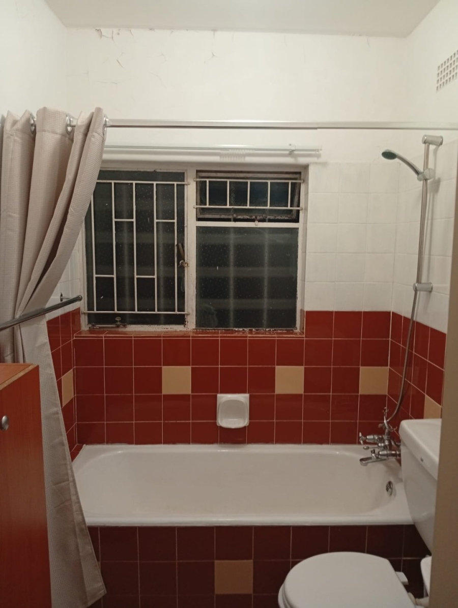 To Let 1 Bedroom Property for Rent in Blairgowrie Gauteng