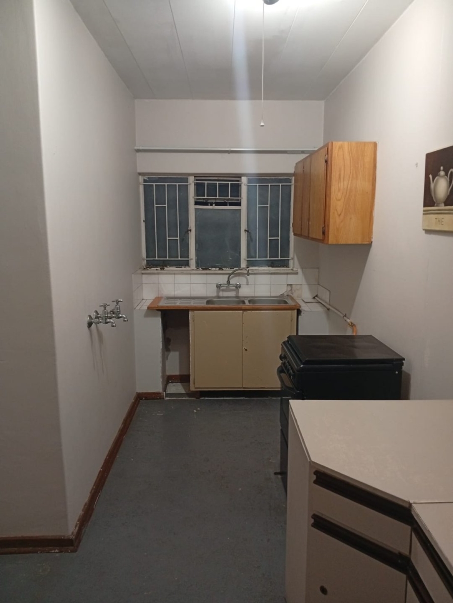 To Let 1 Bedroom Property for Rent in Blairgowrie Gauteng