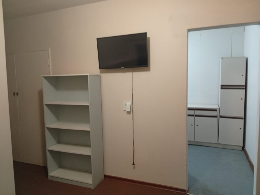 To Let 1 Bedroom Property for Rent in Blairgowrie Gauteng