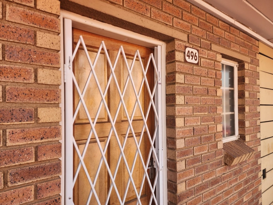 To Let 2 Bedroom Property for Rent in Comet Gauteng