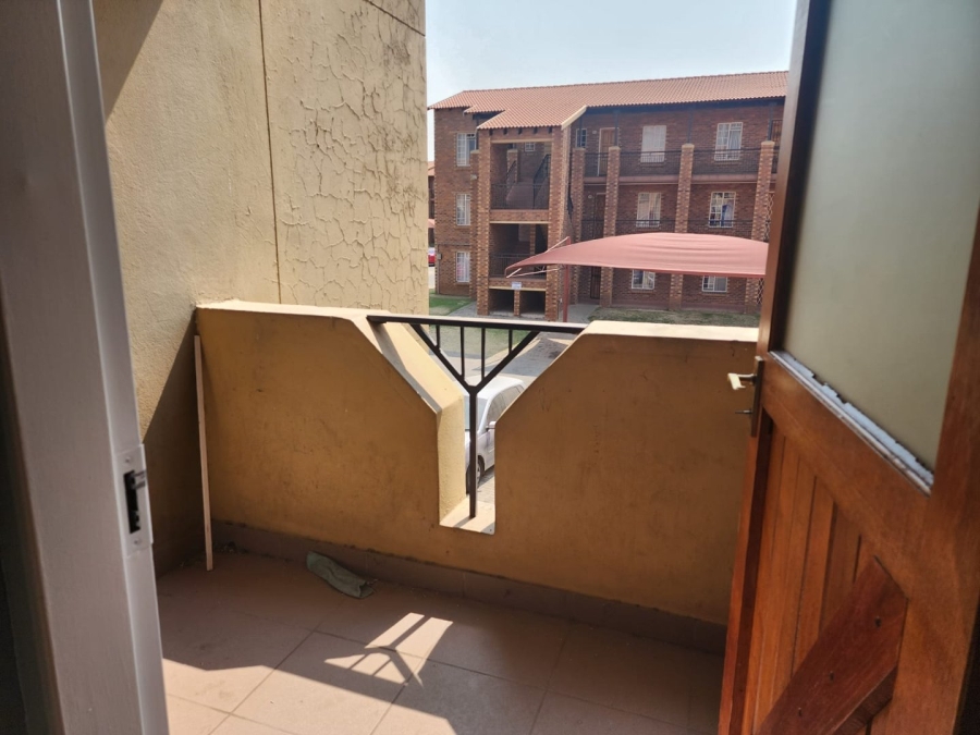 To Let 2 Bedroom Property for Rent in Comet Gauteng