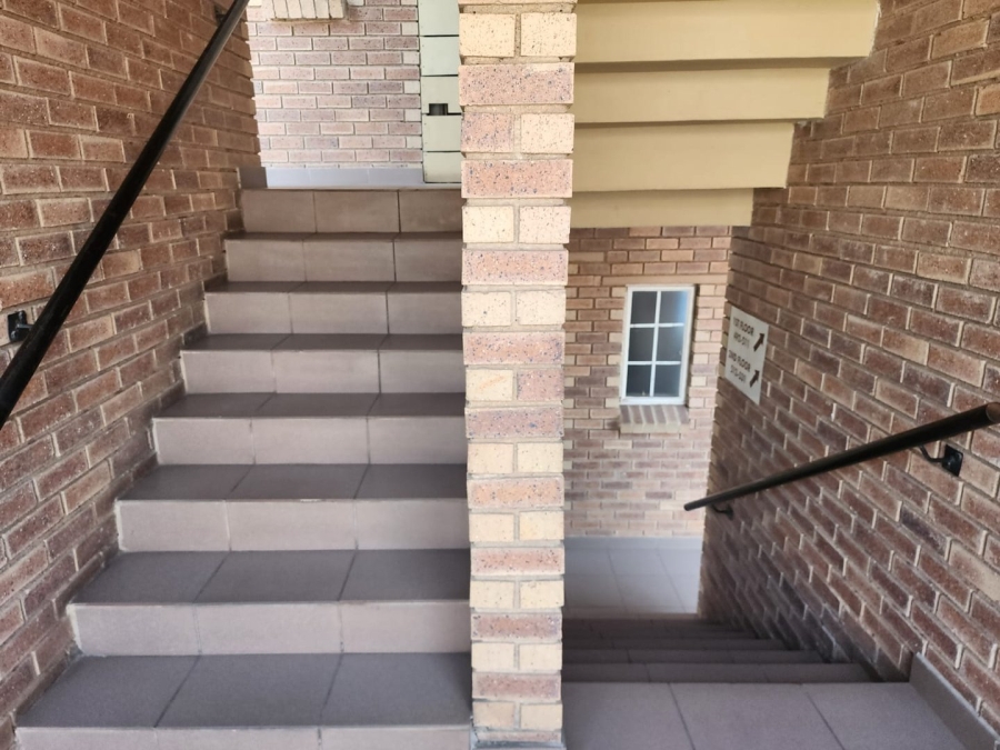 To Let 2 Bedroom Property for Rent in Comet Gauteng