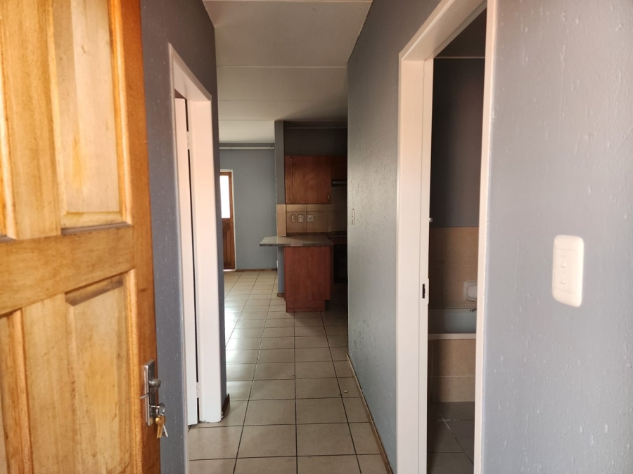 To Let 2 Bedroom Property for Rent in Comet Gauteng