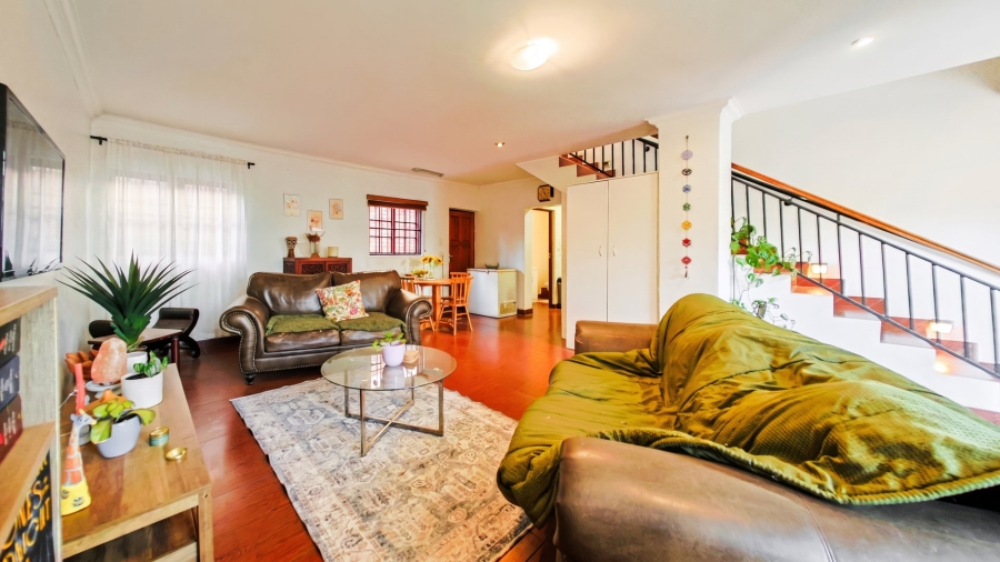 4 Bedroom Property for Sale in Eldoraigne Gauteng