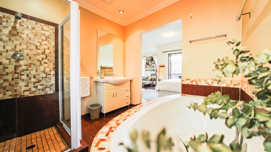 4 Bedroom Property for Sale in Eldoraigne Gauteng