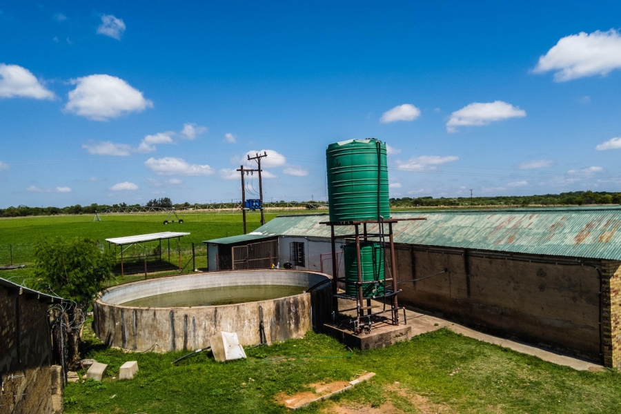 Commercial Property for Sale in Lusthof Gauteng