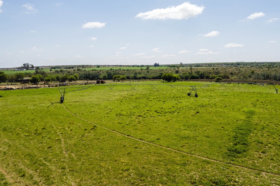Commercial Property for Sale in Lusthof Gauteng